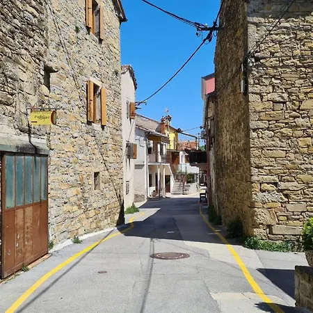 Istrian Houses Padna *