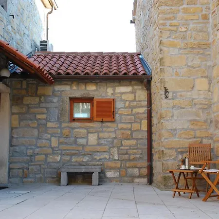 Istrian Houses Padna *